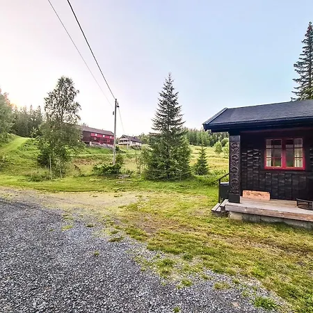 Holiday home Sjoaasen Tuddal